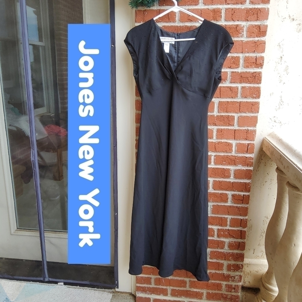Jones New York Dress! 💛💙💚💖 Black. NWOT! Really Beautiful Dress! Size 8